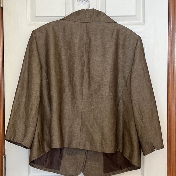 Tahari Arthur S Levine Women's Blazer 4 Button, Wide Scalloped Lapels Size 20W, - Picture 2 of 10